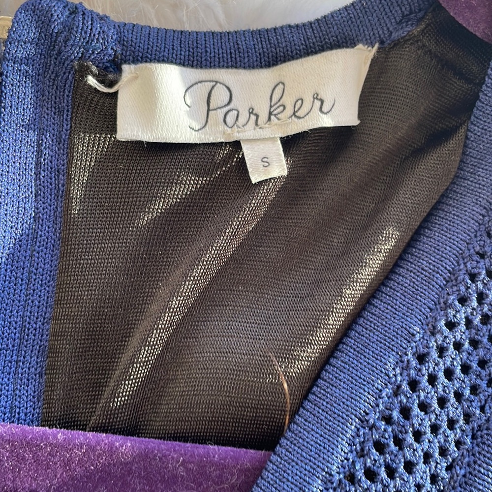 Parker stylish Navy fitted slimming dress.